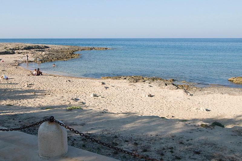 마리나디만카베르사 Casa Direttamente Sul Mare 빌라 외부 사진
